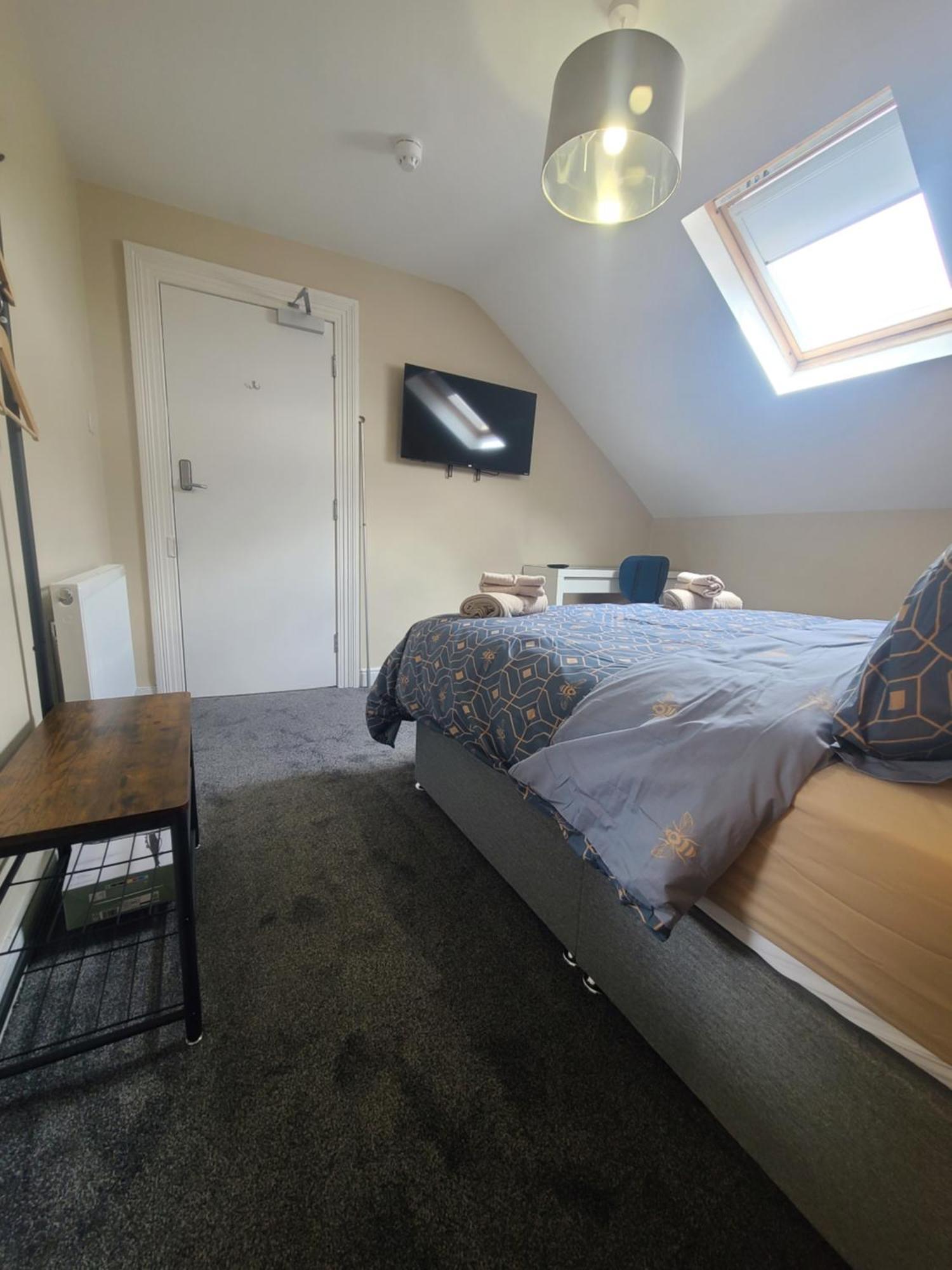 Roskeen Townhouse Belfast Bagian luar foto