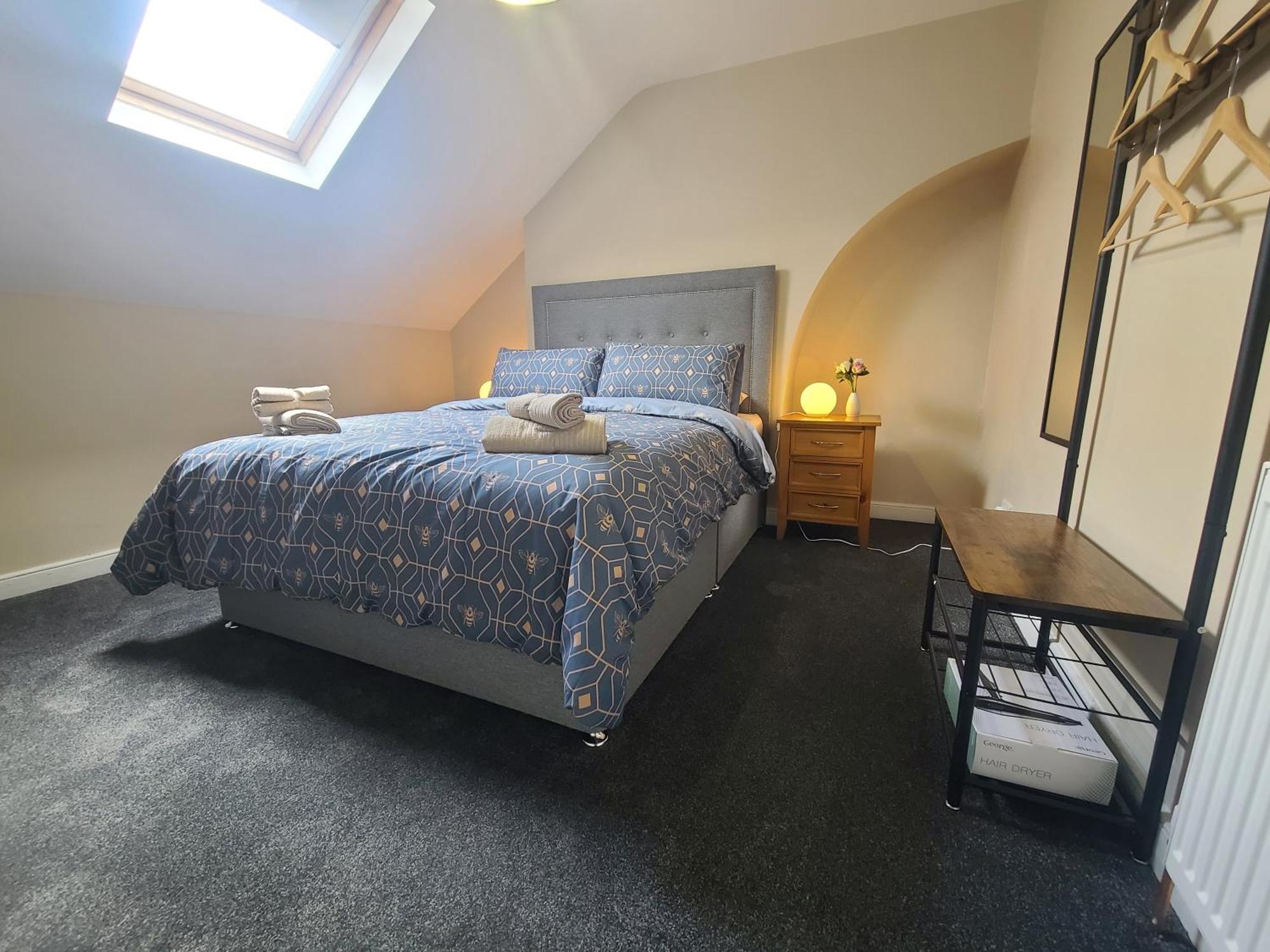 Roskeen Townhouse Belfast Bagian luar foto